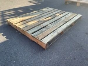VENTE PALETTES : 110X90 chevron